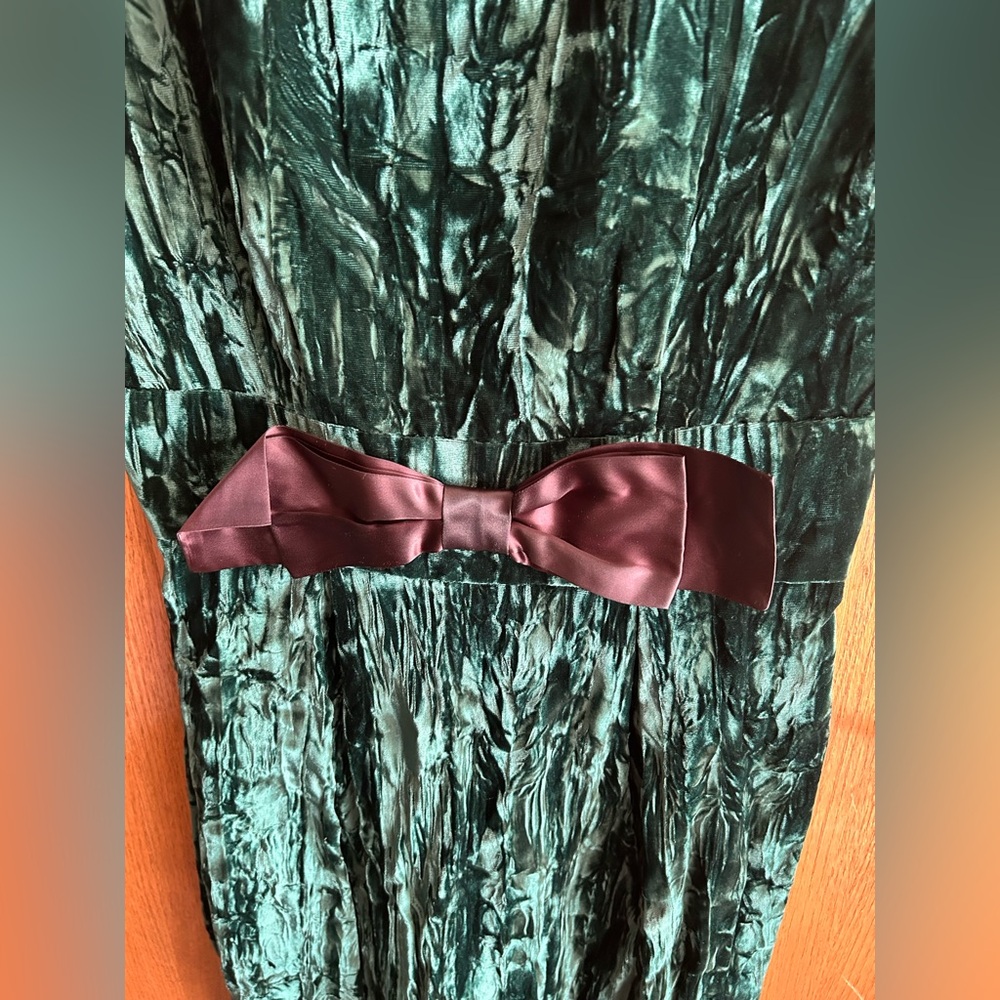 LLOYD WILLIAMS Elegant Green Velvet Dress Vintage 1980s - Picture 4 of 4